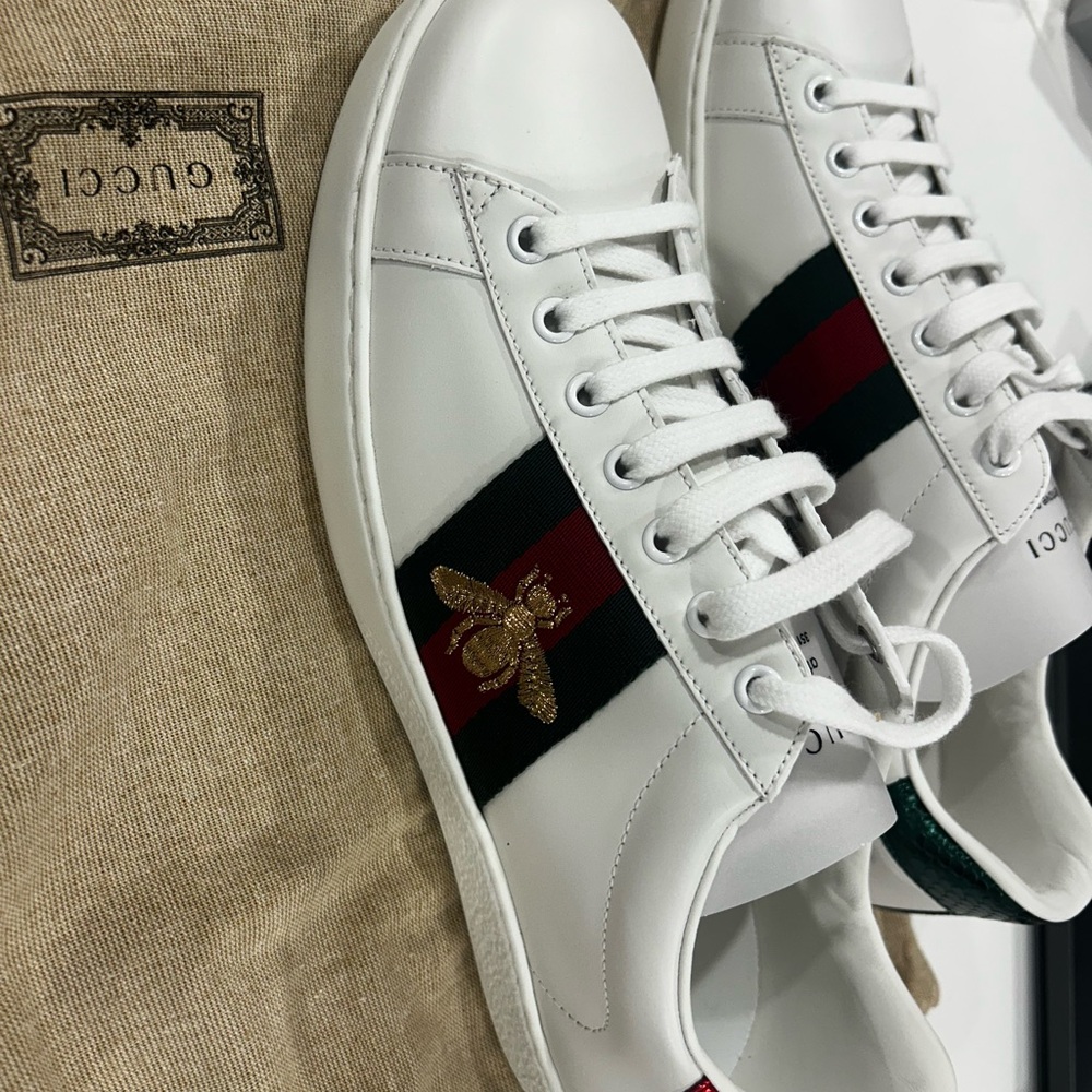 Gucci Men's White Sneakers with Red and Green Accents